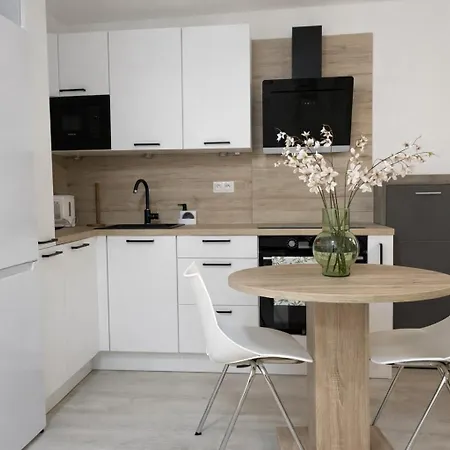 Διαμέρισμα Nook I Morusa Airport Μπρατισλάβα