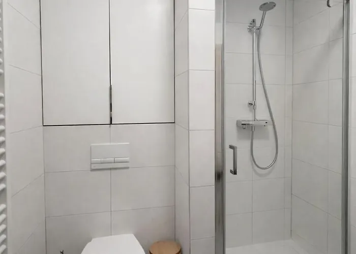 Nook I Morusa Airport * Bratislava